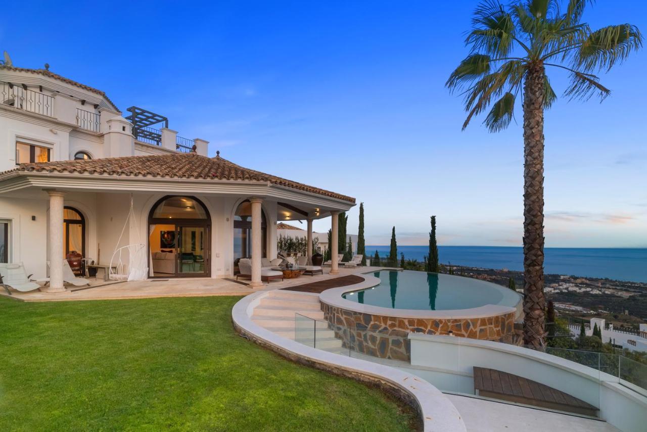 Luxury Sea View In Villa *